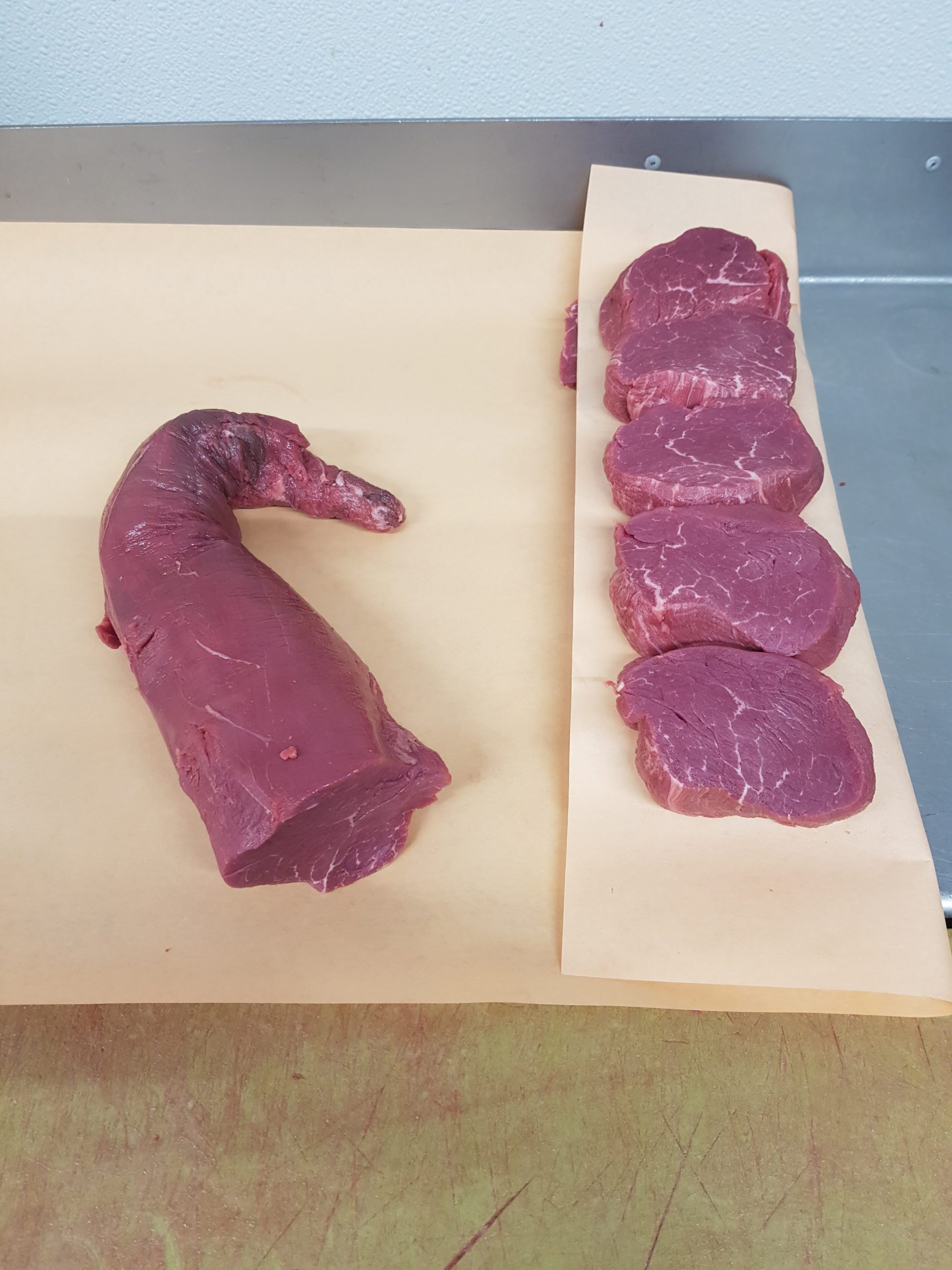 Ossehaas heel 1.4+ kilo - Afbeelding 3