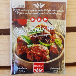 Gehakt kruiden met ui.